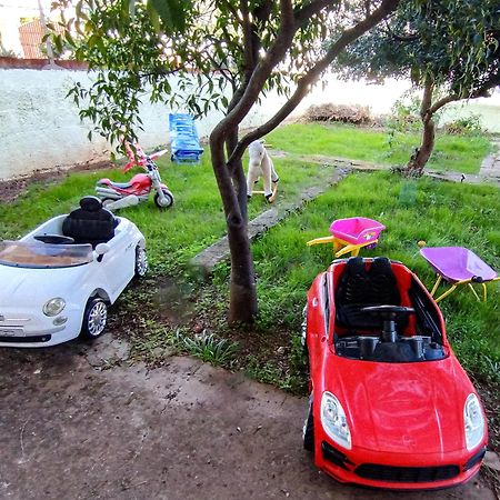 Casa Vacanze "Villa Severina" Iun R6166 R6692 Carbonia Eksteriør bilde